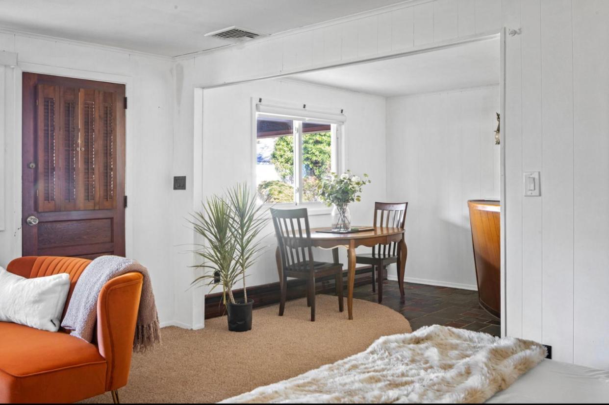 Cheerful Getaway/garden/by State Park. Apartment *
